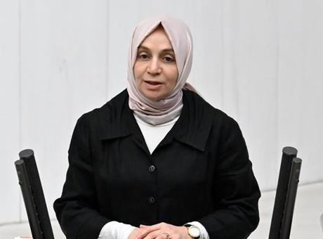AK Parti’li Usta’dan ‘başörtüsü’ açıklaması