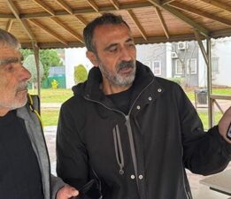 Akılalmaz olay: Tatlı dille, lüks arabalarla kandırıldım