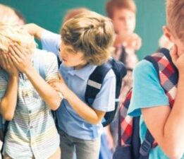 Akran zorbalığı gün geçtikçe artıyor