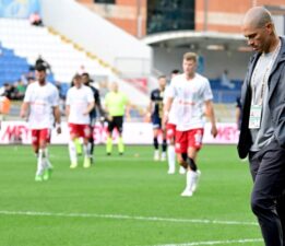 Antalyaspor’da Veysel Sarı ve Güray Vural’ın sözleşmeleri uzatıldı