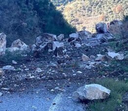 Aydın’da heyelan! Köşk-Ödemiş kara yolu çift yönlü kapandı