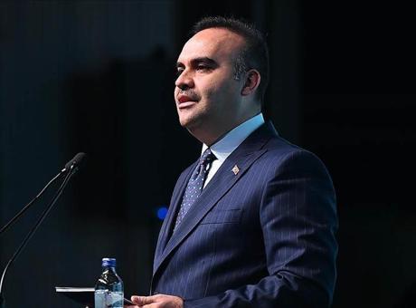 Bakan Kacır: ’91 bin bilim insanı ve gence destek sunduk’