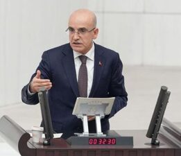 Bakan Şimşek enflasyonu işaret ederek duyurdu! Emekliler ve asgari ücret için son dakika açıklaması