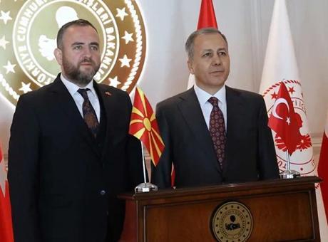 Bakan Yerlikaya Kuzey Makedonyalı mevkidaşı ile görüştü