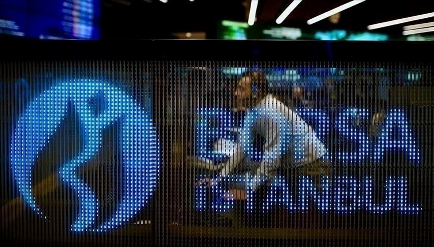 Borsa güne yatay seyirle başladı