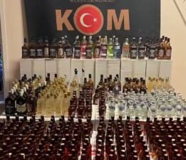 Bursa’da 5 bin 740 şişe sahte alkol ele geçirildi