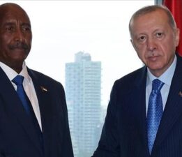 Cumhurbaşkanı Erdoğan, Sudan Egemenlik Konseyi Başkanı el-Burhan ile görüştü