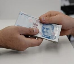 DİSK, asgari ücret talebini açıkladı