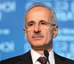 ‘Doğu Akdeniz’de vaziyet alacağız’