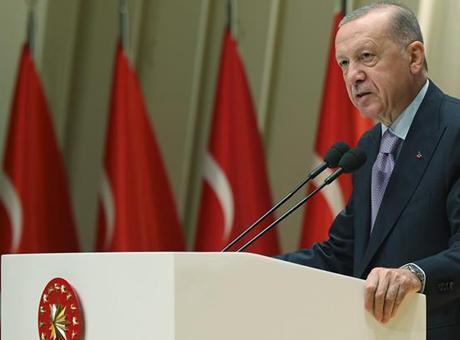 Erdoğan: Hem sanayi üretiminde hem ihracatta rekorlar kırarak ilerliyoruz