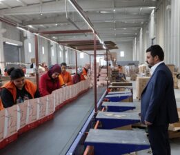 Eşinin 1 adet bileziğini bozdurup fabrika sahibi oldu: Şimdi 750 personeli var