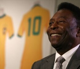 Futbolun kralı Pele: Efsane, vefatının ikinci yılında anılıyor