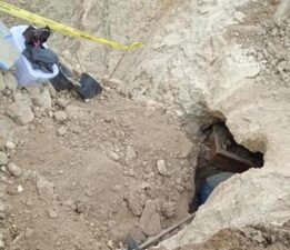 Hatay’daki toplu konut çalışmalarında kaya mezarlar ortaya çıktı! İşte içerisinden çıkanlar