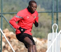 Hatayspor, Fenerbahçe maçına sportif direktörle hazırlanıyor