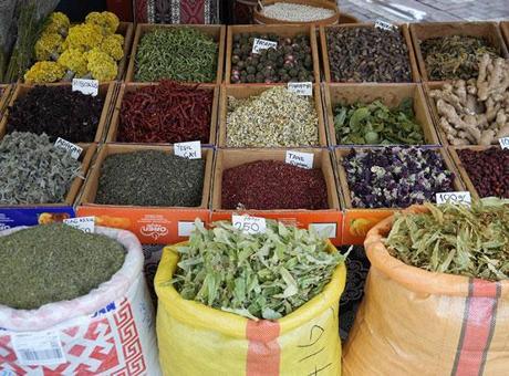 Ihlamur altınla yarışıyor