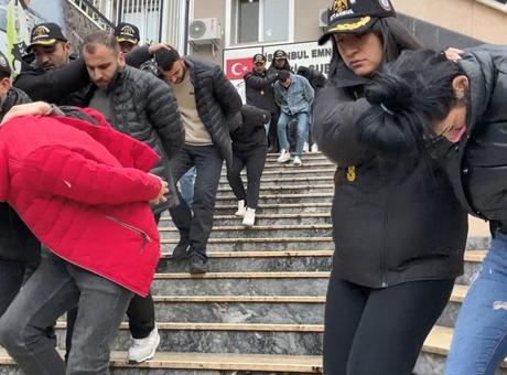 İstanbul’da 13 milyon liralık altın vurgunu! 5 ilçede operasyon
