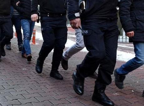 İzmir’de dev FETÖ operasyonu! 21 kişi tutuklandı