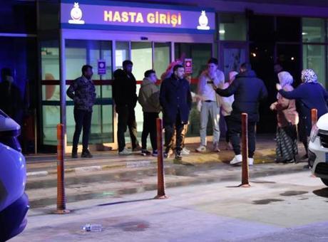İzmir’de iki grup birbirine girdi! Parkı kana buladılar