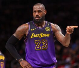LeBron James NBA tarihine geçti: Kırılmadık rekor bırakmadı