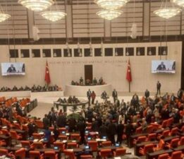 Meclis’te ‘alkış’ gerginliği
