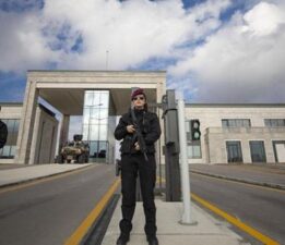 MİT, 1 yılda düzenlediği operasyonlarla terör örgütlerine darbe indirdi