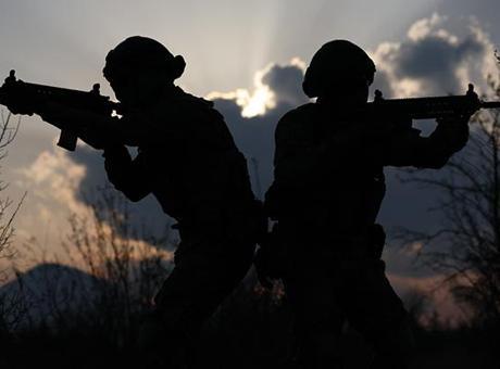 MSB duyurdu: Saldırı hazırlığındaki 2 PKK’lı terörist öldürüldü
