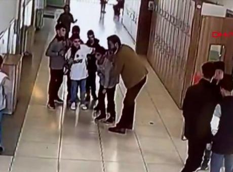 Nefes borusuna cisim kaçtı, öğretmeni böyle kurtardı