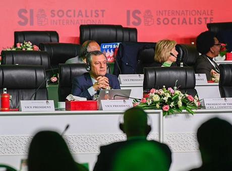 Özgür Özel, Sosyalist Enternasyonal Konsey Toplantısı’na katıldı