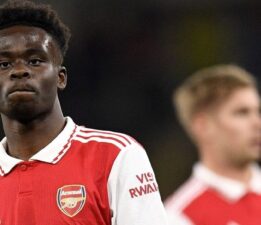 Premier Lig devi Arsenal’e Bukayo Saka şoku