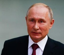 Putin düşen uçakla ilgili Aliyev’i arayıp özür diledi