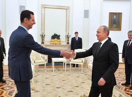 Putin ve Pezeşkiyan’dan Esad yönetimine “koşulsuz destek” sözü!