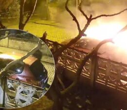 Silivri’de park halindeki otomobili benzin döküp yaktı