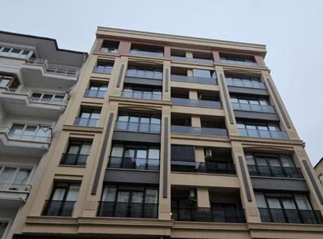 Şişli’de akılalmaz olay: Tapulu 4 dairesi kendisinden habersiz kiralandı! Ev sahibi hayatının şokunu yaşadı