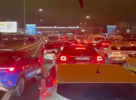 SON DAKİKA HABERLER: İstanbul Havalimanı’nda alarm! Araç girişine kapatıldı
