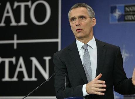 Stoltenberg’den Ukrayna’nın geçici olarak toprak bırakması önerisi