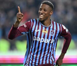 Trabzonspor’un gol umudu Simon Banza
