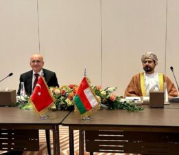 Türkiye ile Umman arasında imza! Şimşek: Yatırım fırsatlarını değerlendirdik