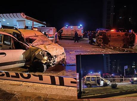 Adana’da korkunç kaza! 2 hafif ticari araç çarpıştı: 1 ölü, 2 yaralı