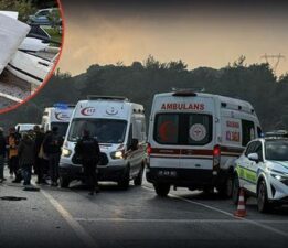 Aydın’da feci kaza! Otomobil park halindeki araca çarptı: 1 ölü, 4 yaralı