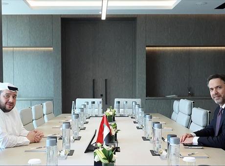 Bakan Bayraktar, BAE’de enerjide işbirliği görüşmeleri gerçekleştirdi