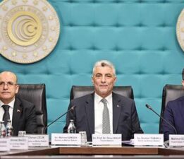 Bakan Bolat, Şimşek ve Yumaklı Gıda Sektörü temsilcileriyle bir araya geldi