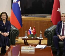 Bakan Bolat Slovenya Başbakan Yardımcısı Fajon ile Ankara’da bir araya geldi
