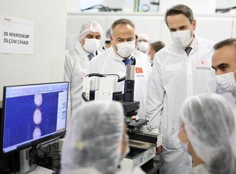 Bakan Kacır: Türkiye güneş paneli üretiminde Avrupa’da lider konumda