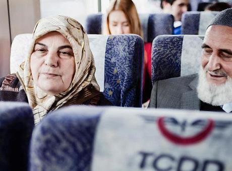 Bakan Uraloğlu açıkladı: 1 milyon emekli ulaştırma hizmetlerinden indirimli faydalandı