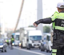 Bakan Yerlikaya duyurdu: 436 bin 630 araca/sürücüye işlem yapıldı
