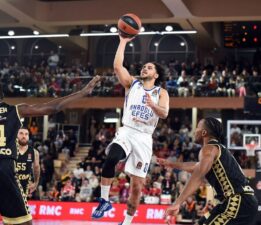 Barcelona-Anadolu Efes maçı ne zaman, saat kaçta ve hangi kanalda?