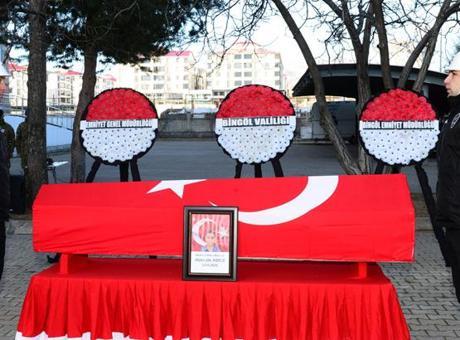 Bingöl’de vefat eden polis memuru için cenaze töreni düzenlendi