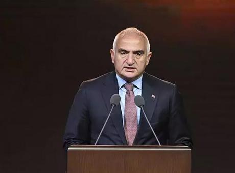 BM ‘en iyi turizm köyü’ seçmişti! Bakan Ersoy, Ormana’ya ödülünü takdim etti