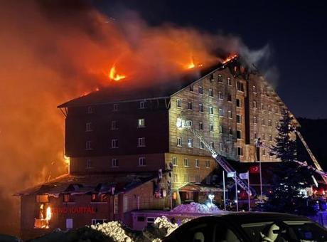 Bolu Kartalkaya’daki otel yangını faciasında korkunç ihmal: Yangın merdiveni var ama…