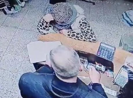 Bulduğu kredi kartıyla borcunu ödedi sonrası inanılmaz